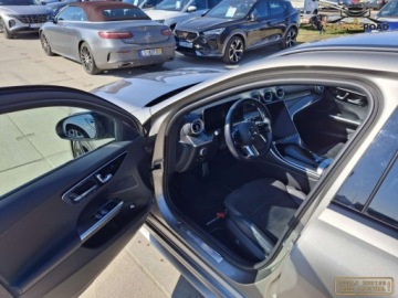 Mercedes Klasa C W206 Kombi 2.0 220d 200KM 2021 Mercedes-Benz Klasa C c220d 200KM AMG pakiet alcantara navi kamery 360 el., zdjęcie 9