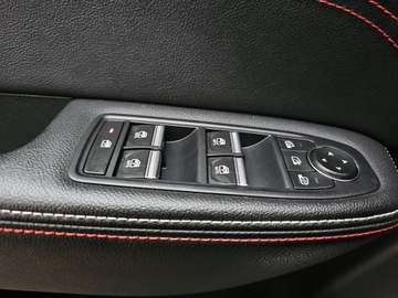 Renault Arkana SUV 1.3 TCe 158KM 2022 Renault Arkana Arkana 1.3 TCe mHEV R.S. Line EDC, zdjęcie 17