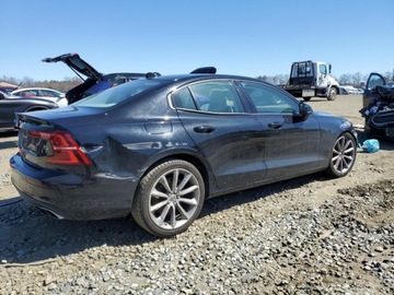 Volvo S60 III 2021 Volvo S60 T5 Momentum 2021 2.0l 2.0 Benzyna 250KM, zdjęcie 3