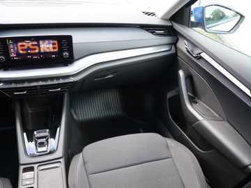 Skoda Octavia IV Kombi 2.0 TDI 150KM 2022 Skoda Octavia 2.0 TDI, Salon Polska, zdjęcie 7