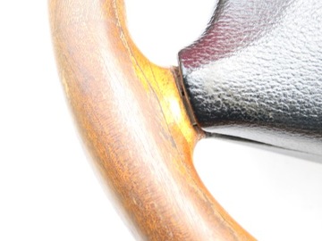 ДЕРЕВЯННАЯ РУЧКА РУЛЕВОГО КОЛЕСА AUDI 80 B4 A4 B5 A6 C4 A8 D2