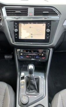 Volkswagen Tiguan II SUV Facelifting 2.0 TDI 150KM 2022 Volkswagen Tiguan 2,0 TDI 150kM 4Motion Life Salon Polska F.Vat 23 2.0, zdjęcie 8