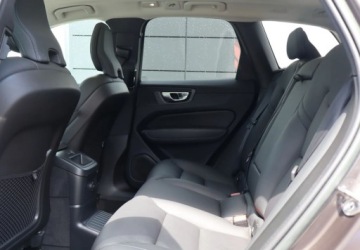 Volvo XC60 II Crossover Plug-In Facelifting 2.0 T8 455KM 2023 Volvo XC 60 T8 Plug-In AWD 300155KM Ultimate BRIGHT Gwarancja FV23 2.0, zdjęcie 15