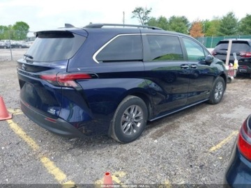 Toyota Sienna III 2021 Toyota Sienna XLE 2021 2.5l 2.5 Hybryda 189KM, zdjęcie 5