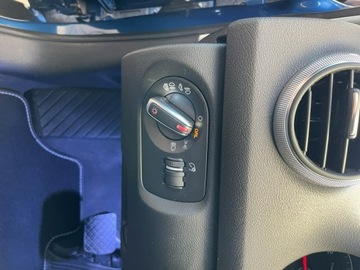 Audi A3 8P Hatchback 3d 2.0 TDI PD 140KM 2008 Audi A3 Sportback 2.0 TDI 140KM S-Line, DSG, LED,, zdjęcie 9