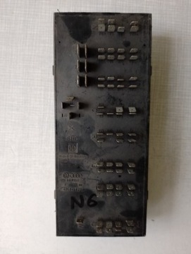 AUDI 100 C2 SKRZYNKA BEZPIECZNIKÓW 431941822