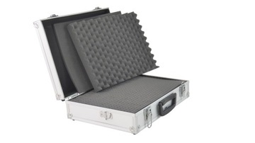 Средний алюминиевый чемодан - 430х310х110 мм.