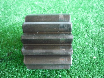 Звездочка Massey Ferguson 3582194M1 б/у