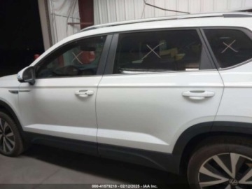 Volkswagen 2023 Volkswagen Inny Taos Se, 2023r., 1.5L 1.5 Benzyna 158KM, zdjęcie 7