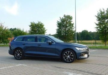Volvo V60 II  2021 Volvo V60 z Gwarancja Fotele Podgrzewane Kamera 2.0 Diesel 197KM, zdjęcie 22