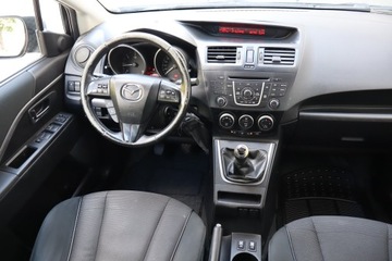 Mazda 5 II 1.6 MZ-CD 115KM 2015 Mazda 5 1.6 D, 7 miejsc, Klima, Klimatronic, zdjęcie 6