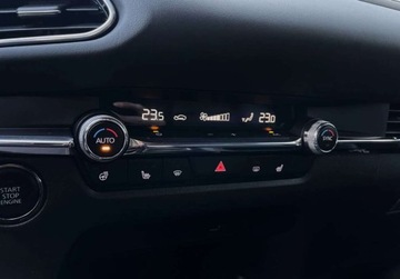 Mazda CX-30 2.0 Skyactiv-X 180KM 2020 Mazda CX-30 2.0 180 KM bezwypadkowa manual BOSE gwarancja 2.0, zdjęcie 29