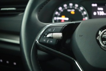 Skoda Octavia IV Liftback 2.0 TDI 150KM 2022 Skoda Octavia 2.0 TDI, Salon Polska, zdjęcie 15