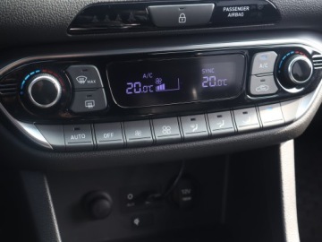 Hyundai i30 III Hatchback N 2.0 T-GDI 275KM 2018 Hyundai i30 N Performance, Salon Polska, zdjęcie 18