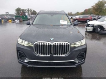 BMW X7 2021 BMW X7 xdrive40i, 2021r., 4x4, 3.0L 3.0 Benzyna 335KM, zdjęcie 5