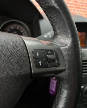 Opel Astra H Hatchback 5d 1.6 Twinport ECOTEC 105KM 2004 Opel Astra automat klima Alu Gwarancja w cenie Warszawa VWWL 1.6 Benzyna, zdjęcie 25