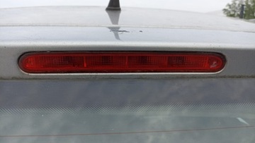 PEUGEOT 307 HB HTB 02R TRZECIE ŚWIATŁO STOP STOPU KLAPY TYŁ TYLNEJ TYLNIEJ
