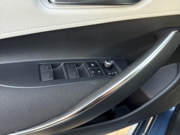 Toyota Corolla XII TS Kombi 2.0 Hybrid Dynamic Force 184KM 2021 Toyota Corolla 2.0 Hybrid Comfort Seria E21 (2019-, zdjęcie 16