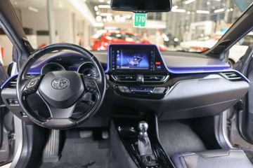 Toyota C-HR I Crossover 1.8 Hybrid 122KM 2016 Toyota C-HR 1.8 Hybrid Dynamic 1.8 Hybryda 122KM, zdjęcie 5