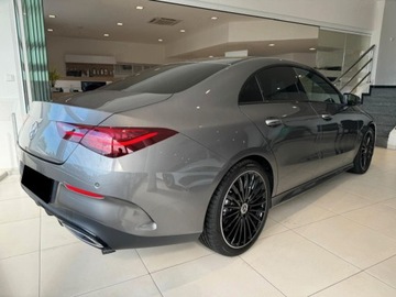 Mercedes CLA C118/X118 Coupe Facelifting 1.3 200 163KM 2025 MERCEDES-BENZ CLA 200 AMG Line Sedan 1.3 (163KM) 2025, zdjęcie 2