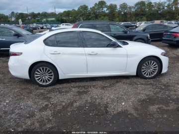 Alfa Romeo Giulia II Sedan Facelifting 2023 2.0 GME Turbo 280KM 2024 Alfa Romeo Giulia 2024r., 4x4, 2.0L 2.0 Benzyna 280KM, zdjęcie 4