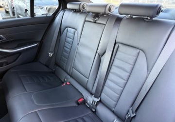 BMW Seria 3 G20-G21 Limuzyna 2.0 330i 258KM 2025 BMW Seria 3 I wlasciciel M Pakiet Led Gwarancja Bezwypadkowy FVAT23, zdjęcie 31