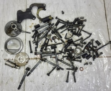 Śruby silnika 4JH Yamaha FZR 600 GENESIS 94-96r