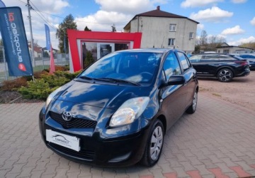 Toyota Yaris II Hatchback 5d 1.0 VVT-i 69KM 2010 Toyota Yaris ZADBANA Brak Korozji Klima Elektryka Gwarancja Benzyna