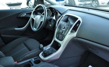 Opel Astra J Hatchback 5d 1.4 Turbo ECOTEC 140KM 2012 Opel Astra 1.4 Benzyna Xenon Tempomat Cz. parkowania Klimatyzacja 1.4 140KM, zdjęcie 16