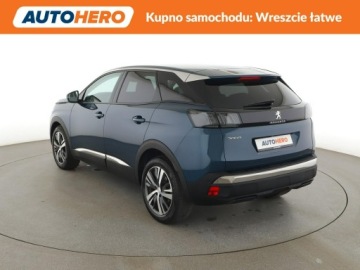 Peugeot 3008 II Crossover Facelifting  1.2 PureTech 130KM 2022 Peugeot 3008 AllurePack półskóra navi kamera, zdjęcie 3