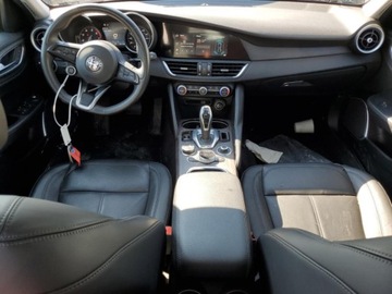 Alfa Romeo Giulia II Sedan Facelifting 2.0 Turbo 280KM 2020 Alfa Romeo Giulia TI 2020 2.0l 2.0 Benzyna 280KM, zdjęcie 8