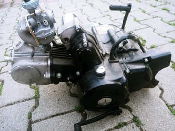 Silnik 50 cc motorower biegowy 4 suw
