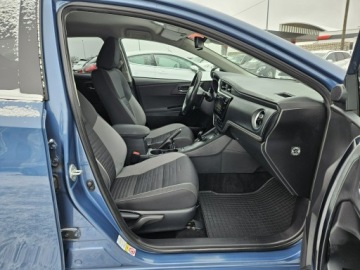 Toyota Auris II Hatchback 5d Facelifting 1.8 Hybrid 136KM 2017 Toyota Auris 1,8 Hybryda 136KM automat kamera, zdjęcie 7