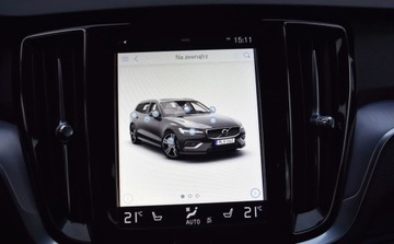 Volvo V60 I Kombi Facelifting 2.0 D3 DRIVE-E 150KM 2018 Volvo V60 2.0 D Automatic Skora Navi Ledy Virtual Kamera 2.0 Diesel 150KM, zdjęcie 28