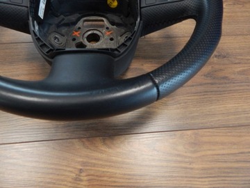 Audi A4 B8 A6 C6 kierownica skóra multifunkcja 4F0