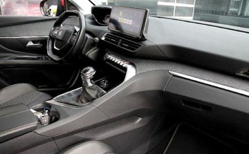 Peugeot 3008 II Crossover Facelifting  1.2 PureTech 130KM 2021 Peugeot 3008 Road Trip Manual SalonPL Gwarancja od RiA 1.2 Benzyna, zdjęcie 21