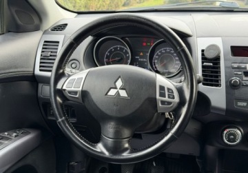 Mitsubishi Outlander II 2.0 MIVEC 147KM 2010 Mitsubishi Outlander 2.0 147KM Alkantara CLIMATRONIC Bezwypadkowy Serwis D, zdjęcie 19