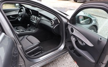 Mercedes Klasa C W205 Kombi Facelifting 1.6 200d 160KM 2018 Mercedes-Benz Klasa C LED, Czujniki Kamer, NAVI, Grzane el. reg. , Fotele, zdjęcie 11