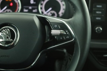 Skoda Kamiq Crossover 1.5 TSI 150KM 2023 Skoda Kamiq 1.5 TSI, Salon Polska, Serwis ASO, zdjęcie 13