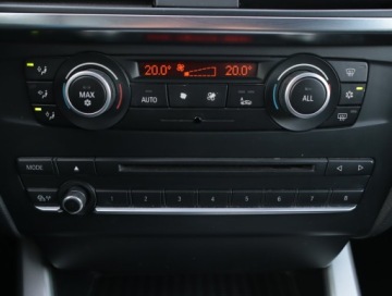 BMW X3 F25 SUV 2.0 20d 184KM 2010 BMW X3 xDrive20d, Salon Polska, 181 KM, 4X4, zdjęcie 12