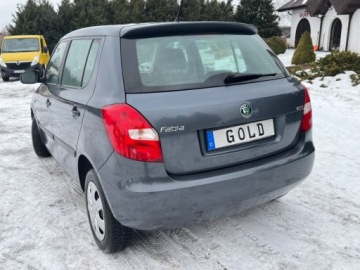 Skoda Fabia II Hatchback Facelifting 1.2 HTP 70KM 2011 Skoda Fabia 1.2 70KM Lift Klima Serwis Sprawdz 1.2 Benzyna 70KM, zdjęcie 12