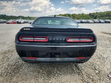 Dodge Challenger III 2016 Dodge Challenger RT Scat Pack 2016 6.4l 6.4 Benzyna 485KM, zdjęcie 2