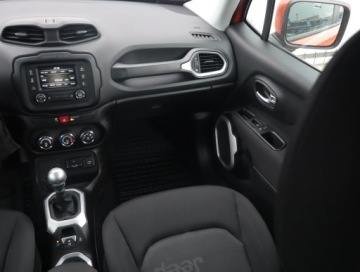 Jeep Renegade SUV 1.6 MultiJet 120KM 2017 Jeep Renegade 1.6 MultiJet, Salon Polska, Navi, zdjęcie 7
