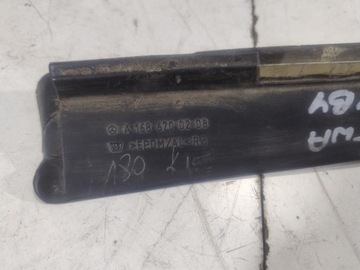 LIŠTA OKNO ČELNÍ PRAVÁ MERCEDES W168 A1686700208