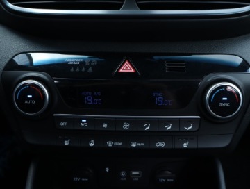 Hyundai Tucson III SUV Facelifting 1.6 T-GDi 177KM 2020 Hyundai Tucson 1.6 T-GDI, Salon Polska, zdjęcie 19