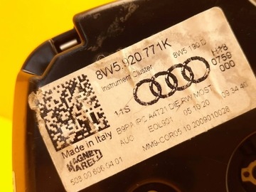 AUDI A4 B9 8W PŘÍSTROJOVÁ DESKA BUDÍKY 8W5920771K