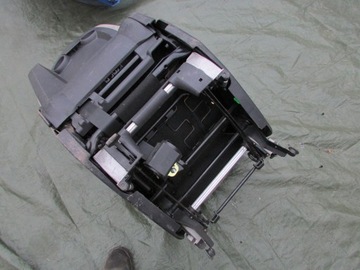 CITROEN C8 SEDADLO ZADNÍ BOČNÍ KOŽENÝ 02-16R