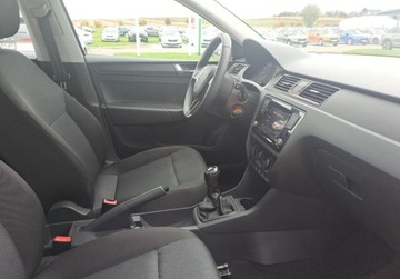 Skoda Rapid II Liftback Facelifting 1.0 TSI 95KM 2018 Skoda RAPID SKODA RAPID 1.0 TSI 95KMklimaserwisLEDFV23 Benzyna 95KM, zdjęcie 9