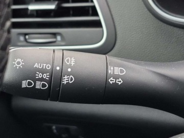 Renault Megane IV GrandCoupe Facelifting 1.0 TCe 115KM 2022 Renault Megane Salon PL Benzyna LED Lift aut klimatyzacja Benzyna 116KM, zdjęcie 20