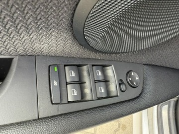 BMW Seria 3 E90-91-92-93 Touring E91 2.0 318i 143KM 2009 BMW 318 Klimatronik*Podrzewane Fotele, zdjęcie 22